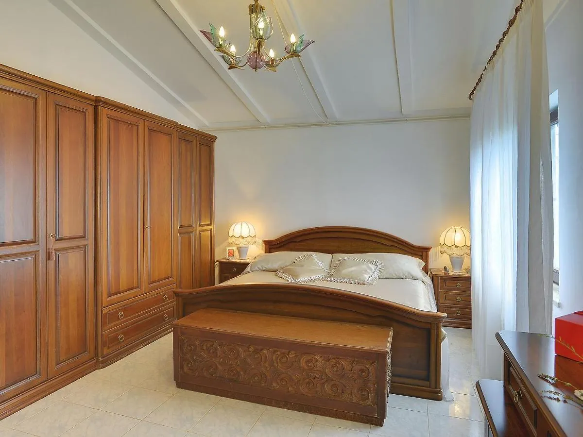 Picturesque Holiday Home In Banjole With Pool