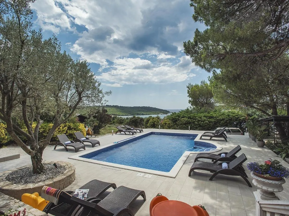 Picturesque Holiday Home In Banjole With Pool 0*,  Croatia